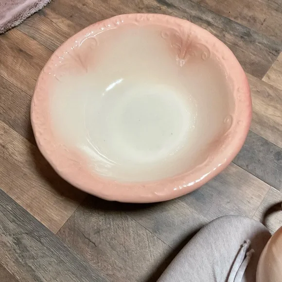 Pitcher & wash bowl 1940’s century mint condition